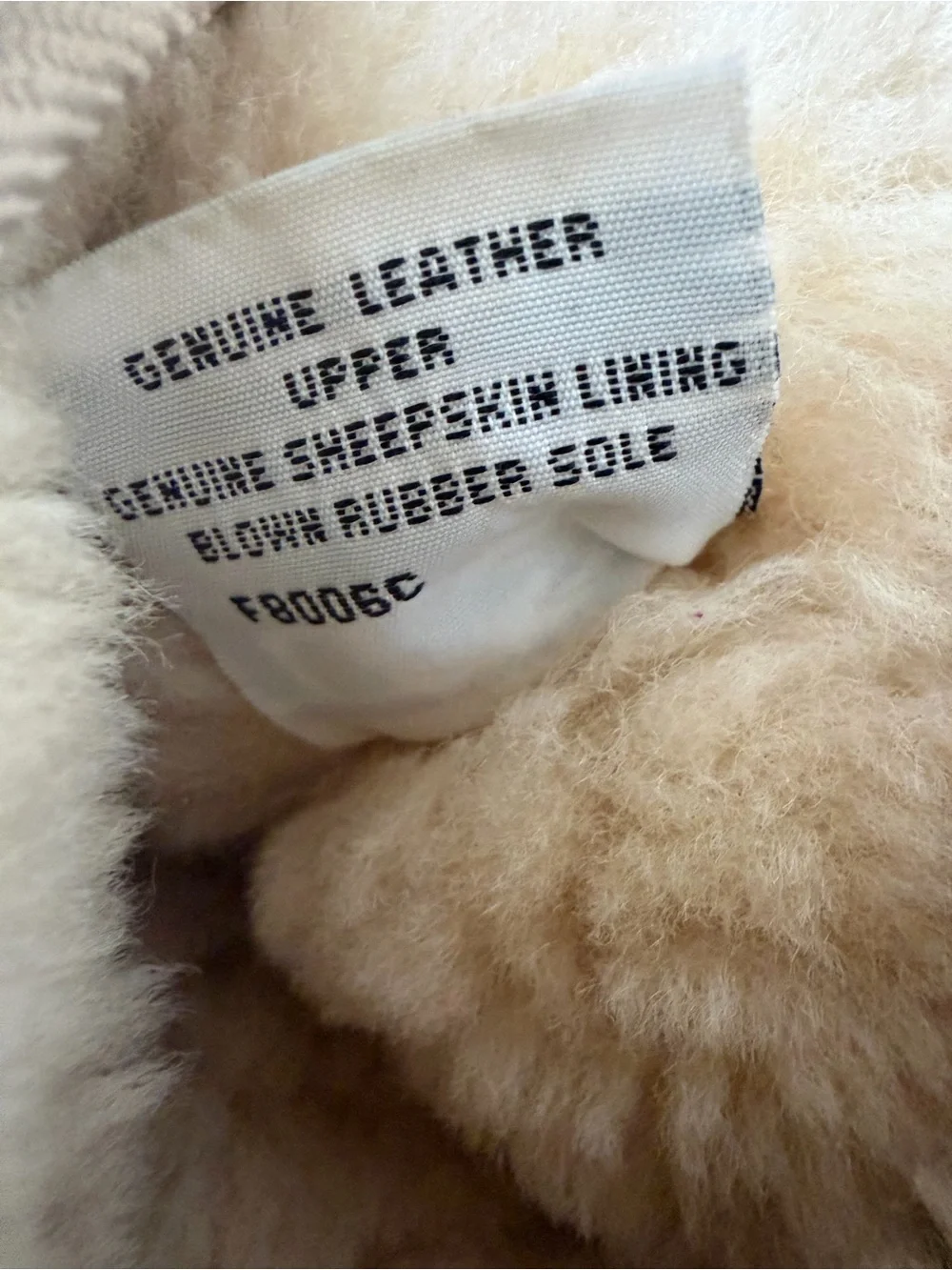 UGG Australia Classic Short Sand Suede Shearling Boots Size 7